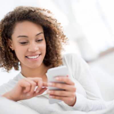Best Devotional Apps for the Woman on the Go